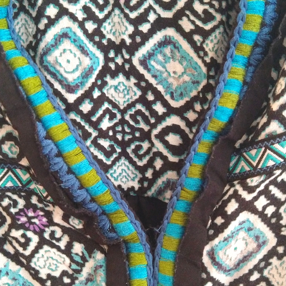 A Common Thread Size XL - Picture 3 of 4